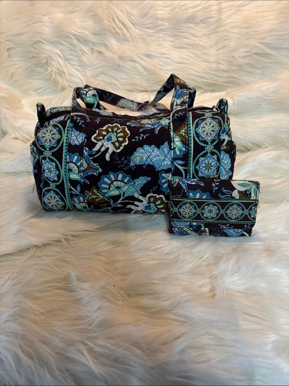 Vera Bradley Floral Print Barrel Bag- Blue & Teal with kisslock wallet
